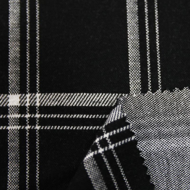 Žakárová čierna a biela mriežková tkanina